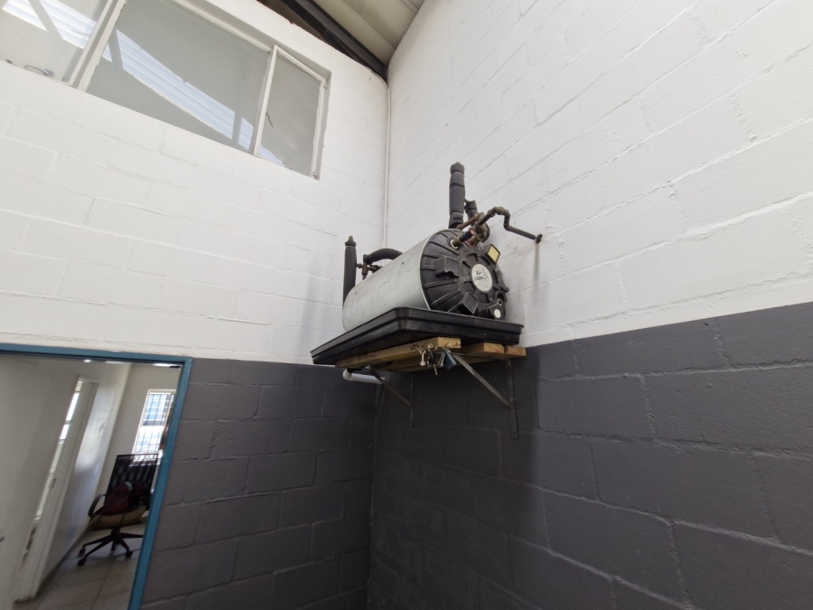 Commercial Property for Sale in Okavango Park Western Cape